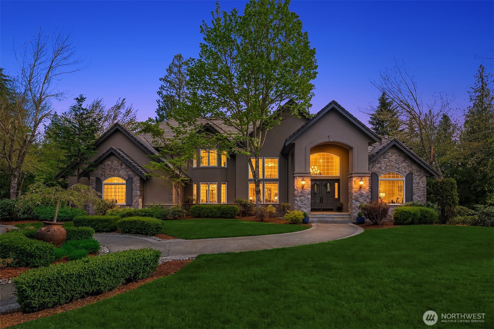 23233 257th Avenue SE, Maple Valley, WA 98038
