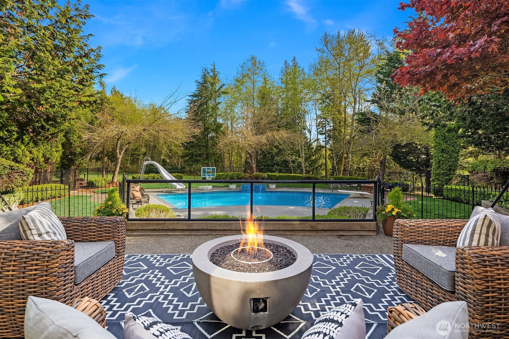23233 257th Avenue SE, Maple Valley, WA 98038