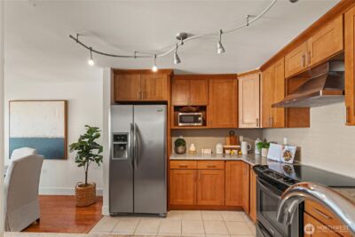3212 81st Place SE #C301, Mercer Island, WA 98040 - Photo 8