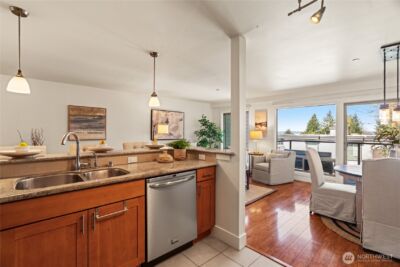 3212 81st Place SE #C301, Mercer Island, WA 98040 - Photo 9