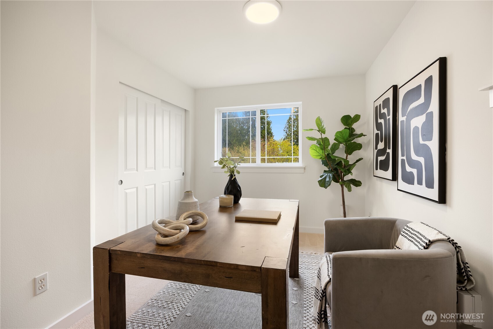 10729 23rd Avenue NE, Seattle, WA 98125