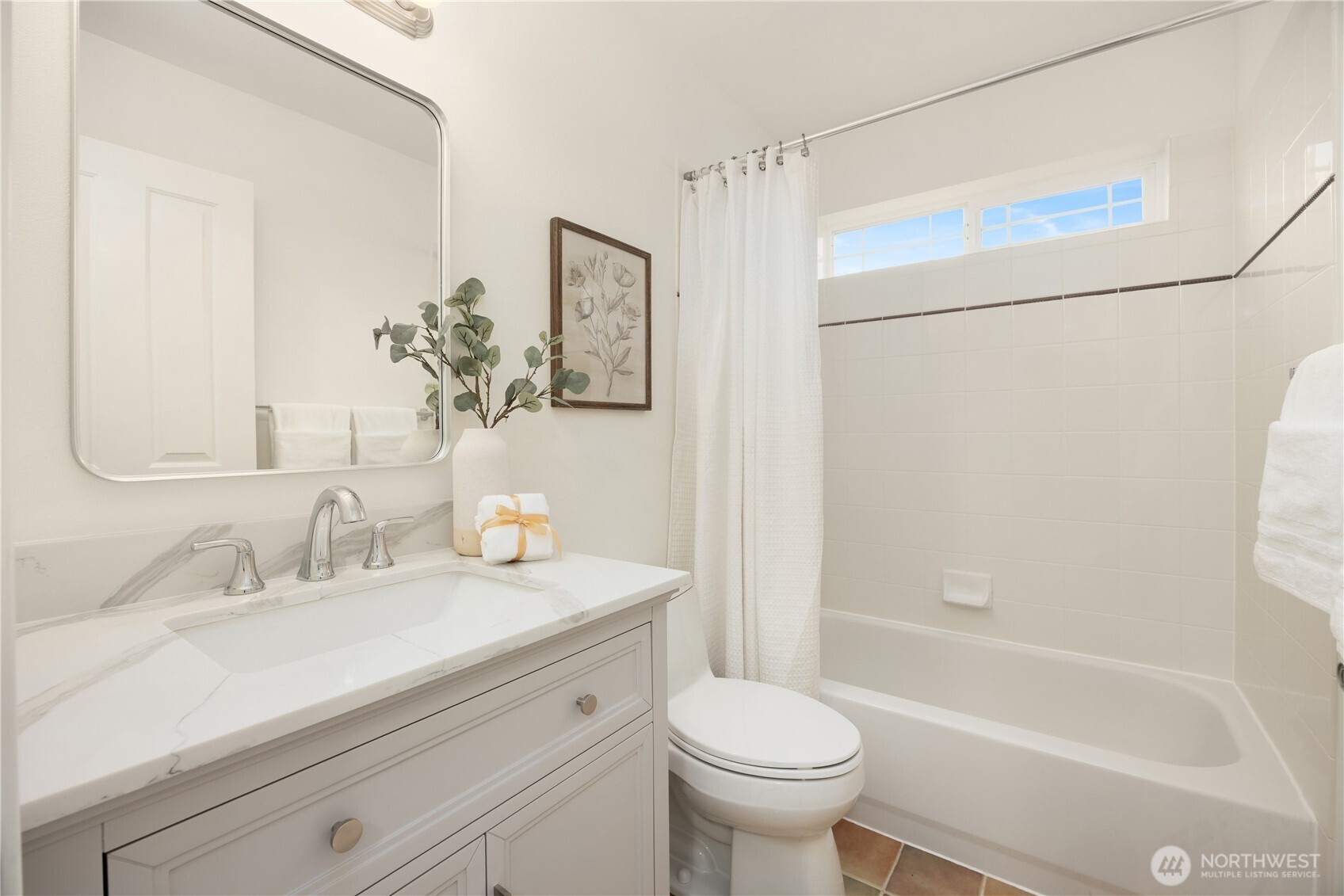 10729 23rd Avenue NE, Seattle, WA 98125