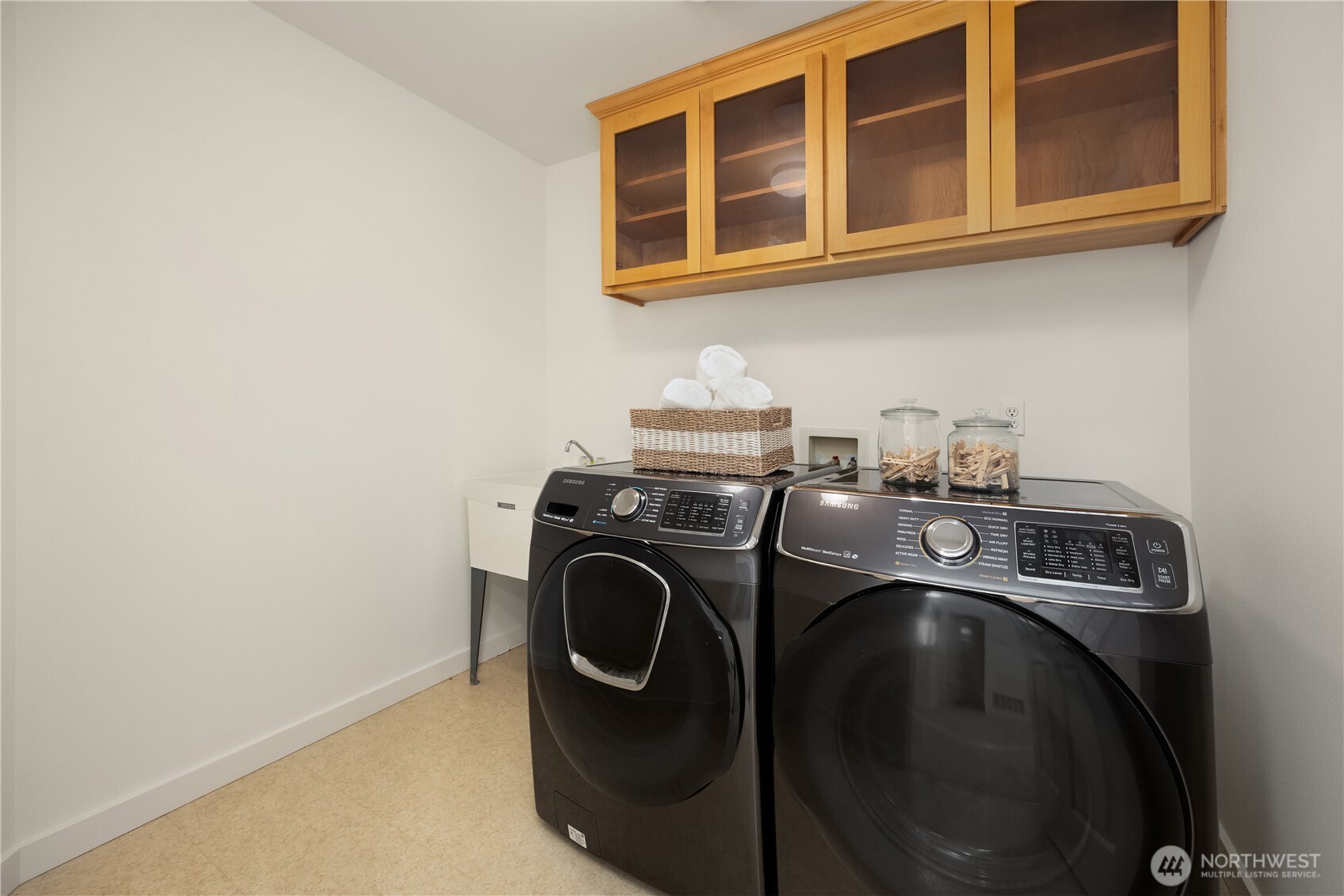 10729 23rd Avenue NE, Seattle, WA 98125