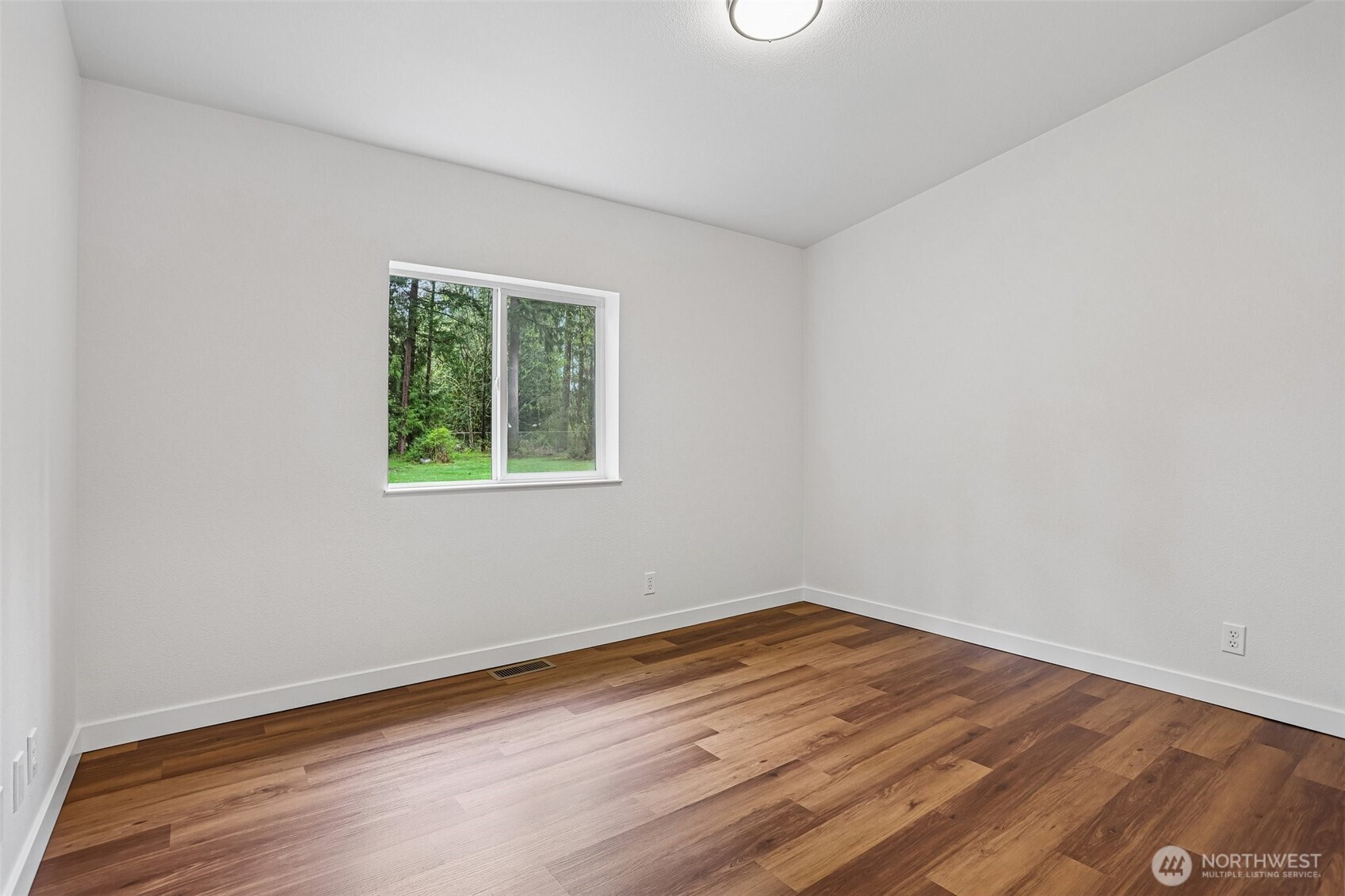 26429 163rd Ave E , Orting, WA 98360