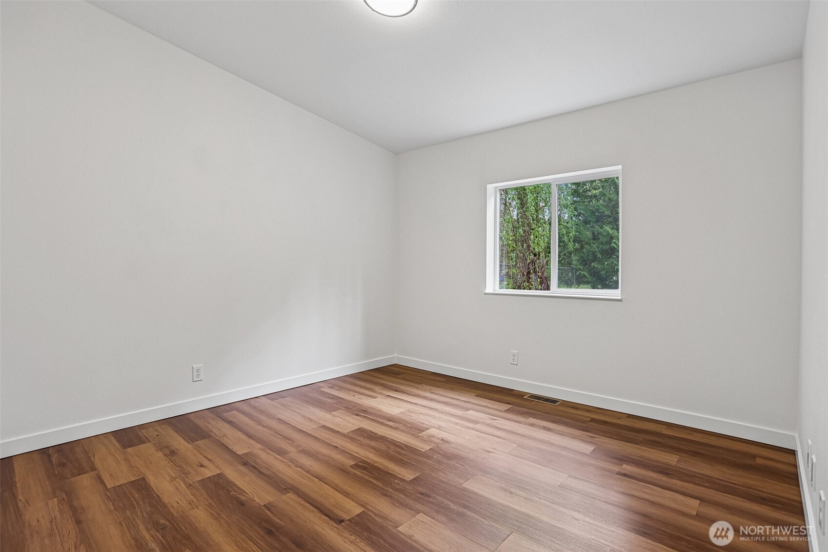 26429 163rd Ave E , Orting, WA 98360