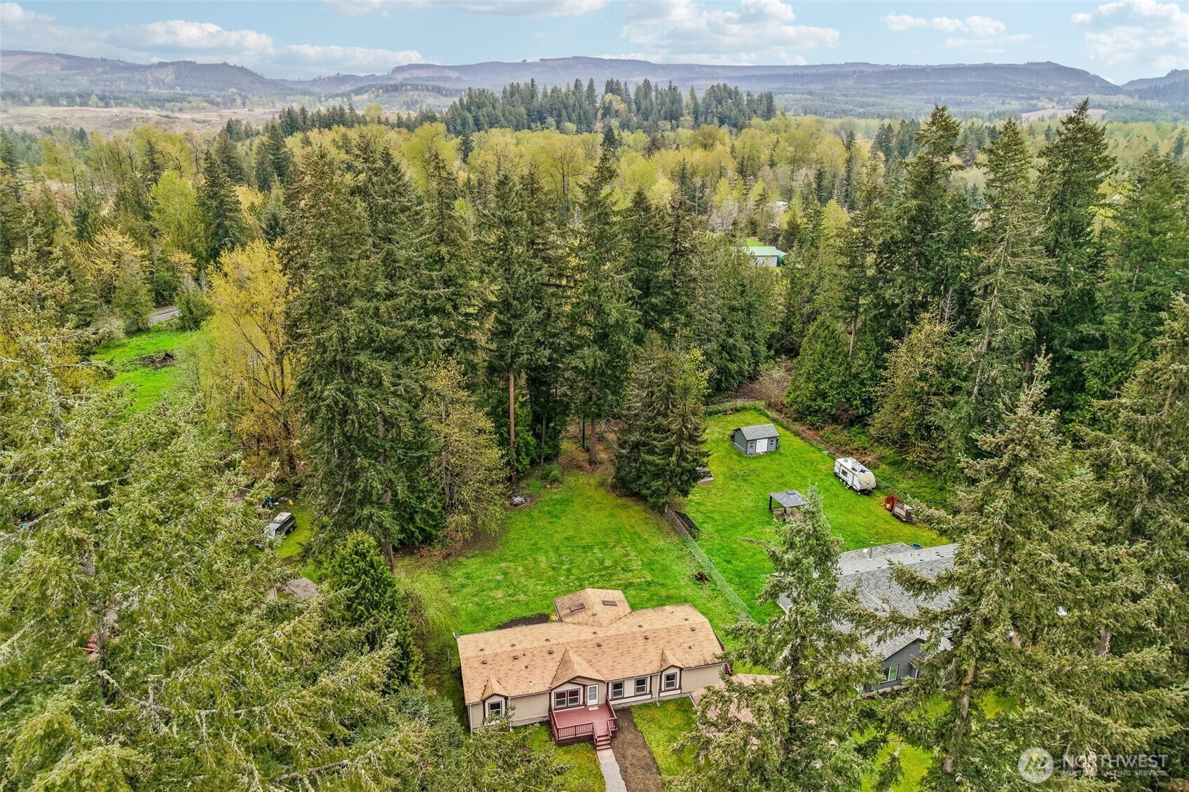 26429 163rd Ave E , Orting, WA 98360