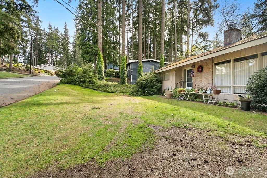 1605 153rd Avenue SE, Bellevue, WA 98007