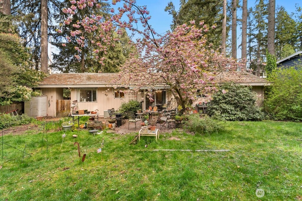 1605 153rd Avenue SE, Bellevue, WA 98007