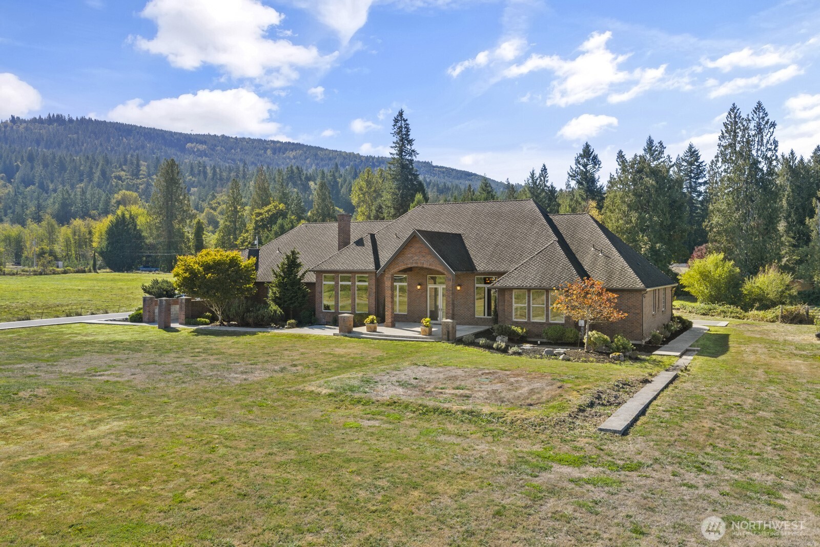 31918 SE 44th Street , Fall City, WA 98024