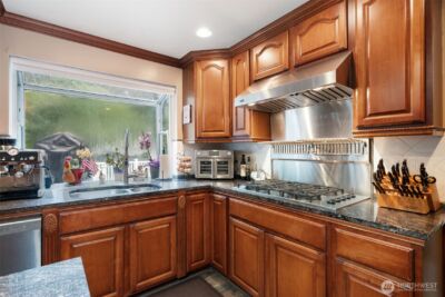 4957 Lakeview Place SE, Port Orchard, WA 98367 - Photo 10