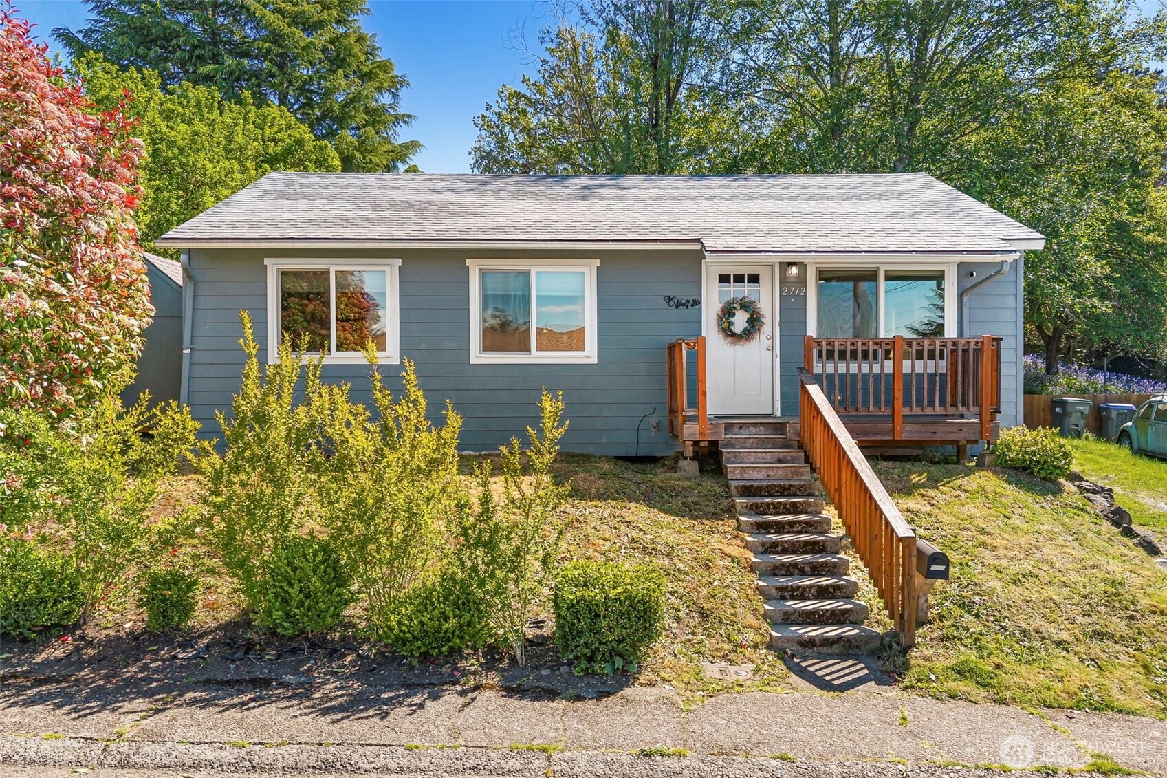 2712 Hefner Avenue , Bremerton, WA 98310