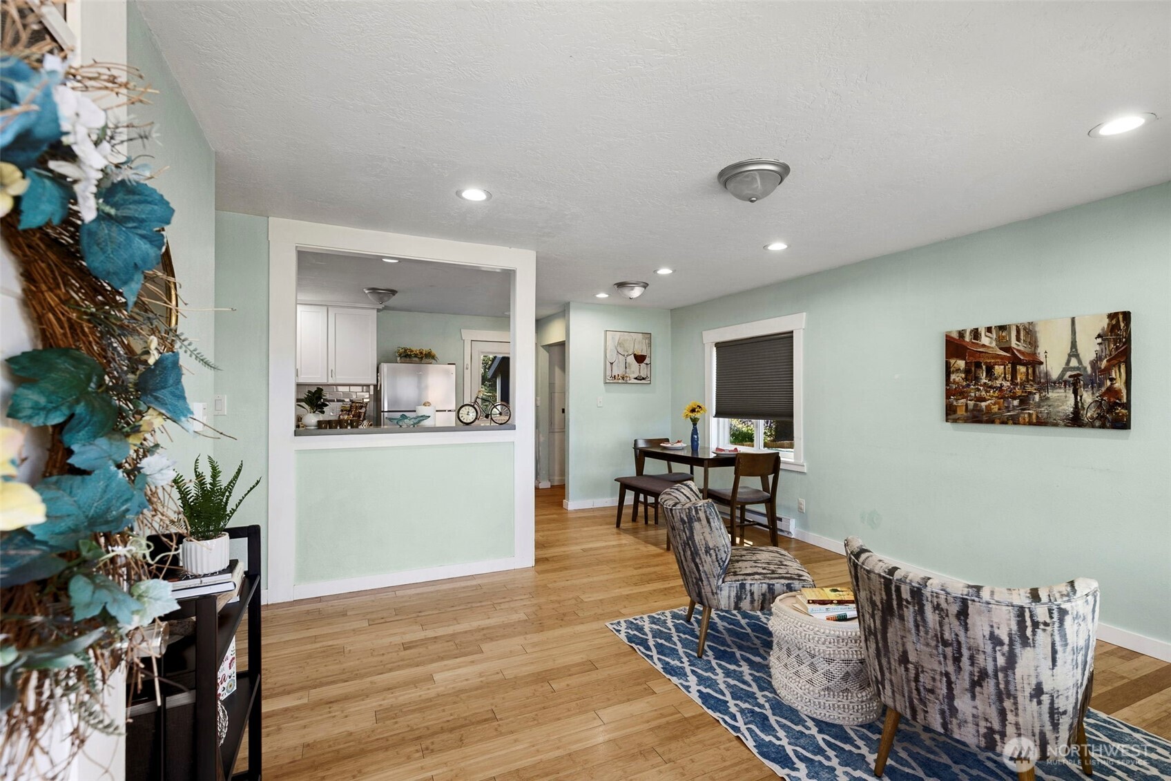 2712 Hefner Avenue , Bremerton, WA 98310