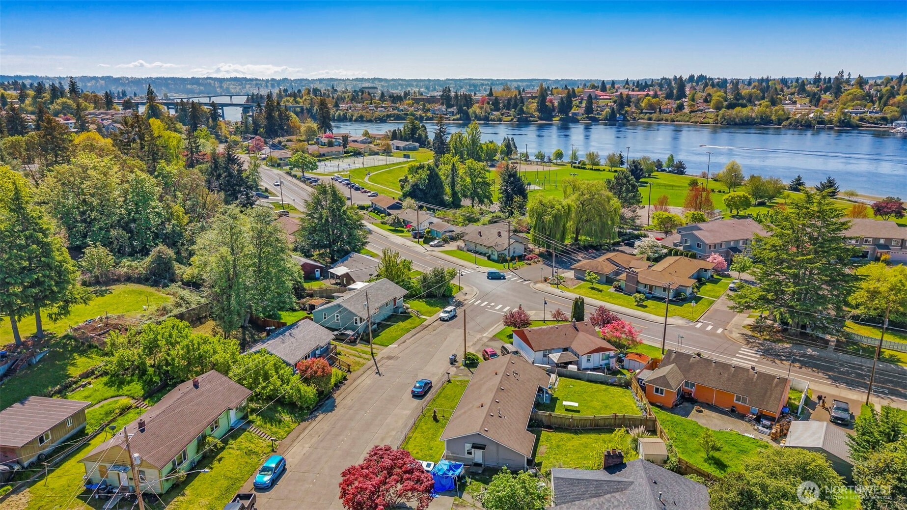 2712 Hefner Avenue , Bremerton, WA 98310