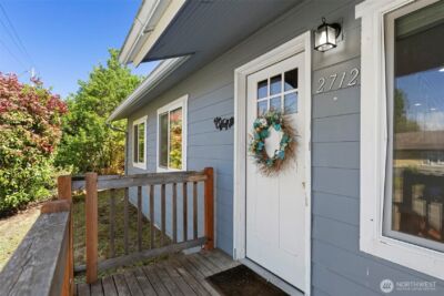 2712 Hefner Avenue , Bremerton, WA 98310 - Photo 3