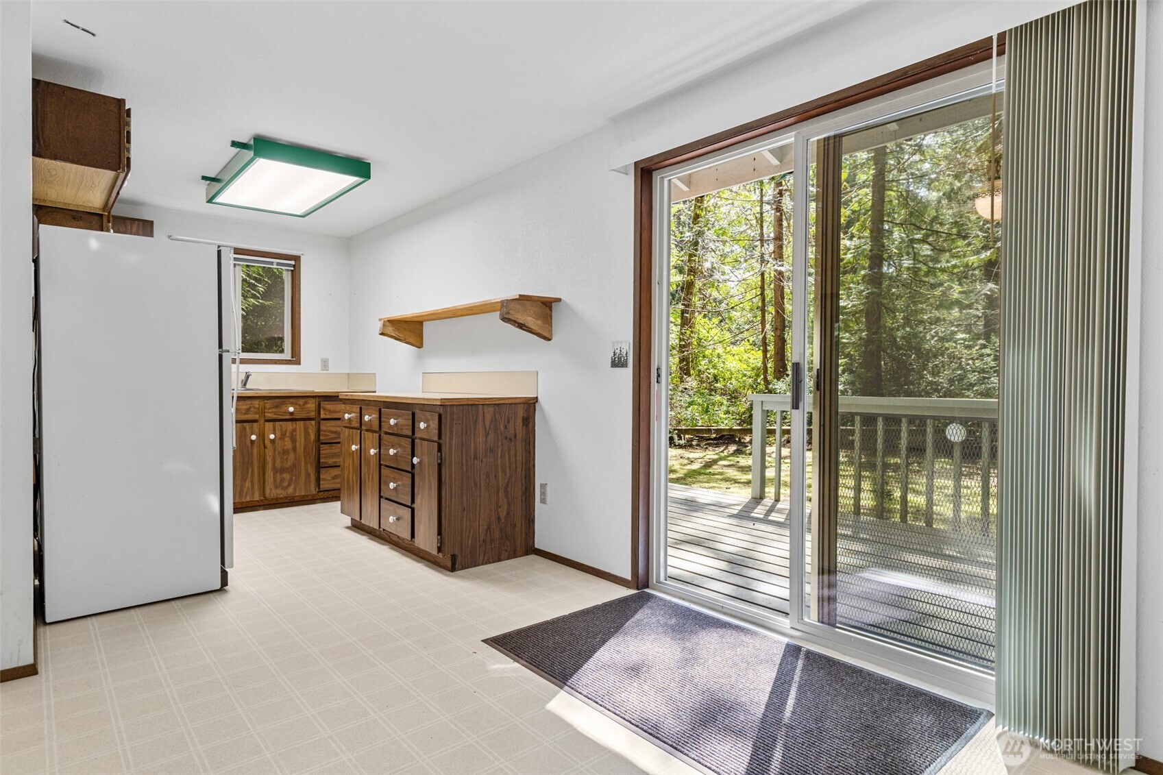 625 E Pointes Drive W, Shelton, WA 98584