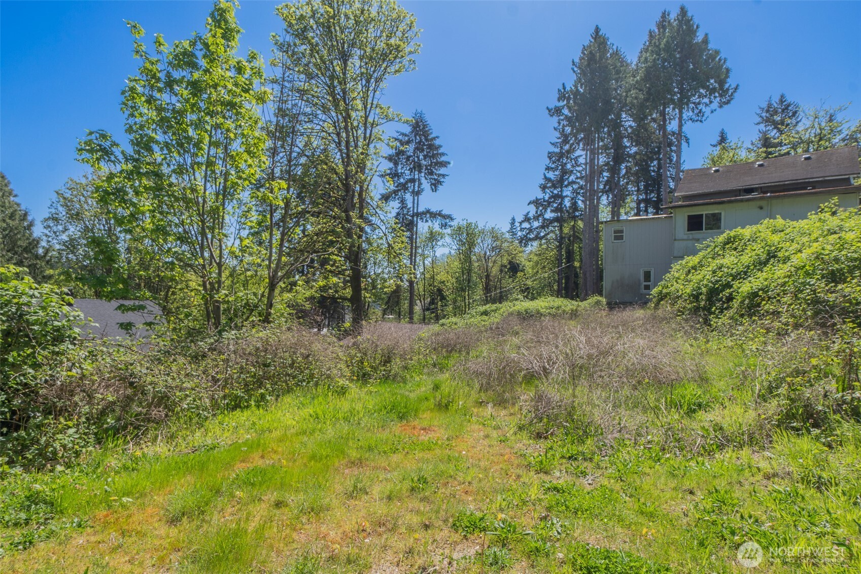 2329 NE Fruitland Drive , Bremerton, WA 98310