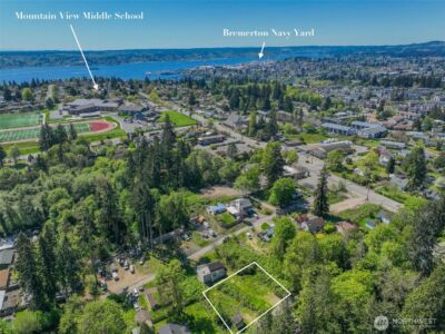 2329 NE Fruitland Drive , Bremerton, WA 98310 - Photo 9