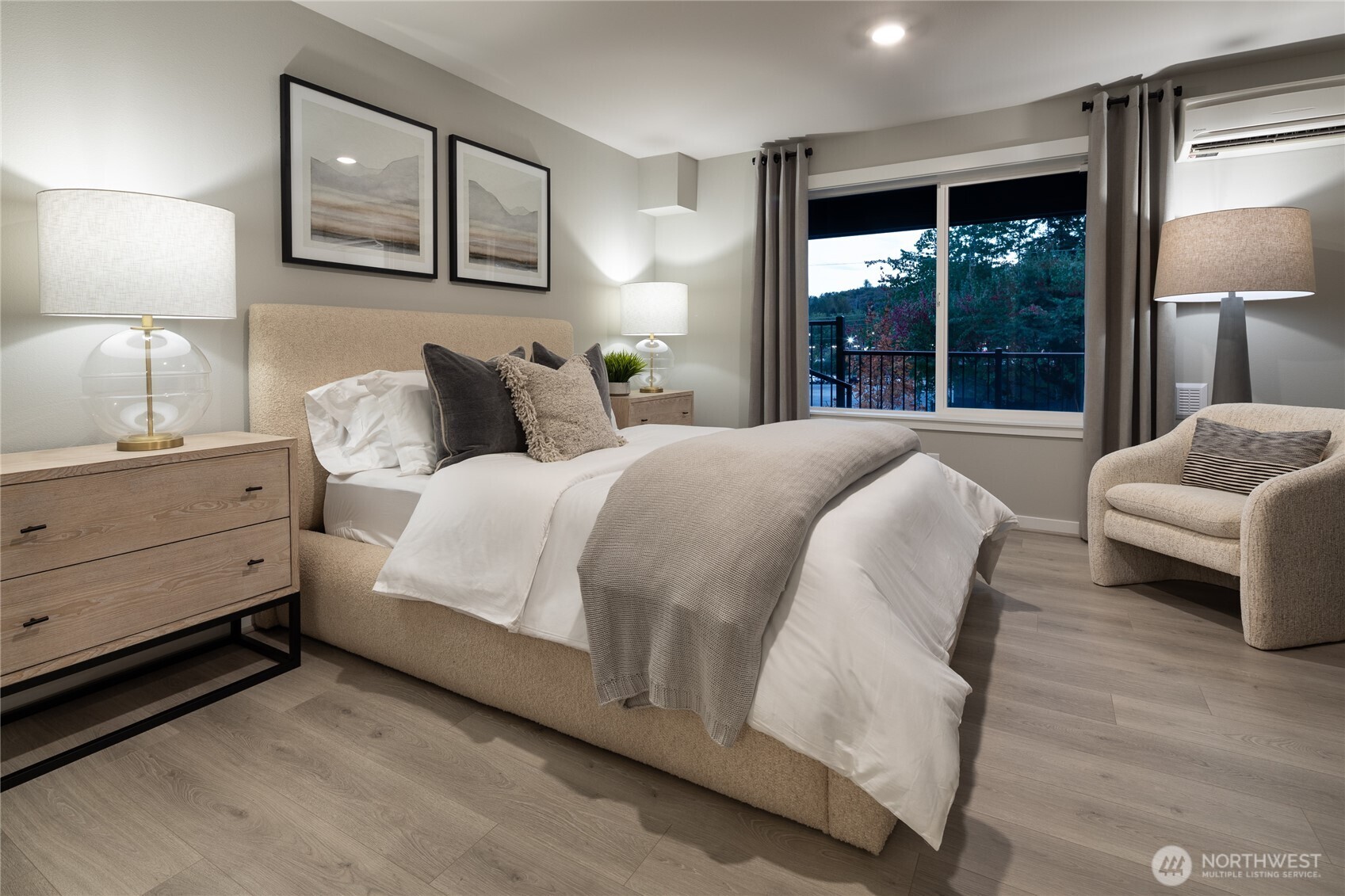 13205 NE 127th Way #A, Kirkland, WA 98034