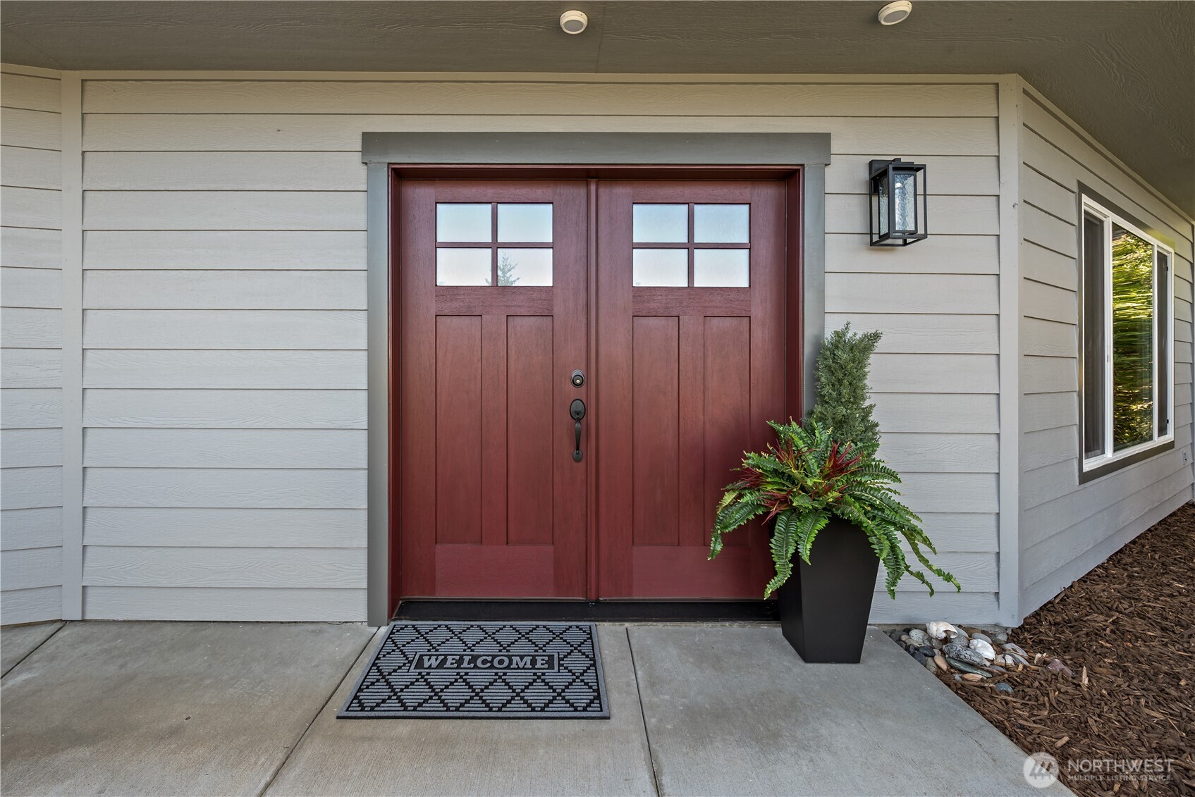315 Marine Drive , Coupeville, WA 98239