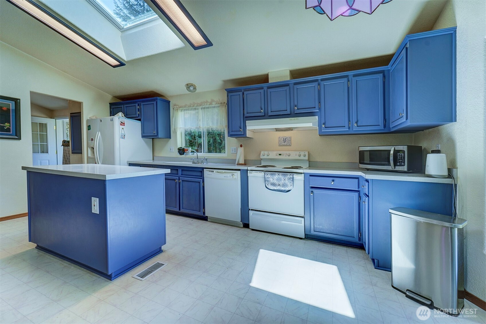 8163 NE Eaglepoint Lane , Kingston, WA 98346
