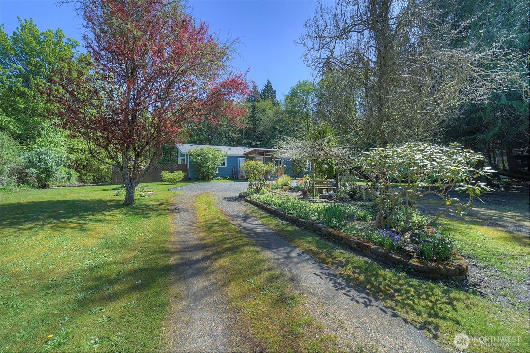 8163 NE Eaglepoint Lane , Kingston, WA 98346