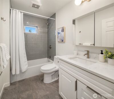 8205 18th Avenue NE, Seattle, WA 98115 - Photo 22