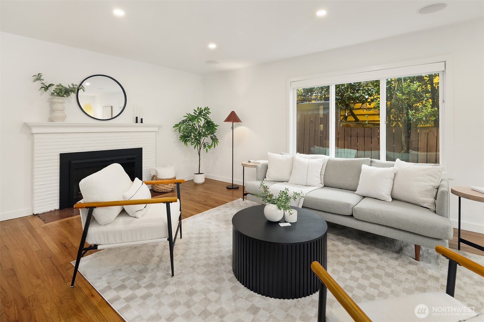 8205 18th Avenue NE, Seattle, WA 98115
