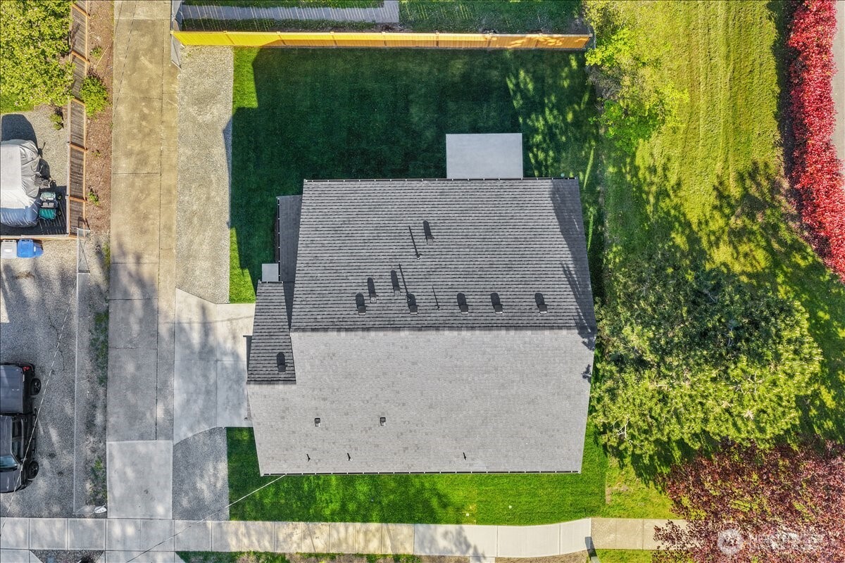 5701 Parker Road E, Sumner, WA 98390