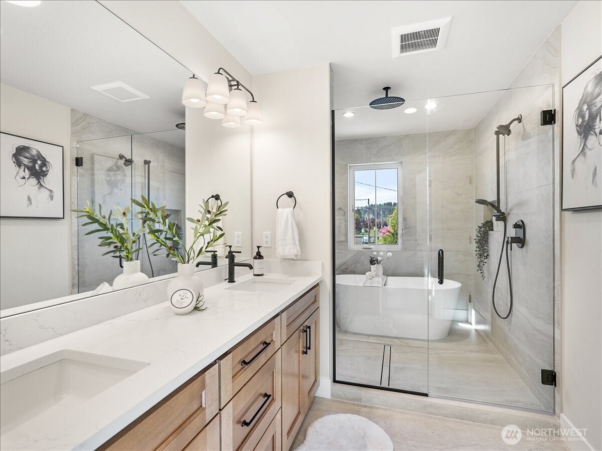 5701 Parker Road E, Sumner, WA 98390