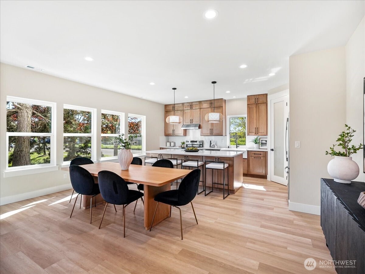 5701 Parker Road E, Sumner, WA 98390