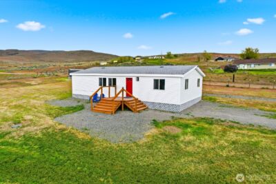 671 Hull Road , Selah, WA 98942