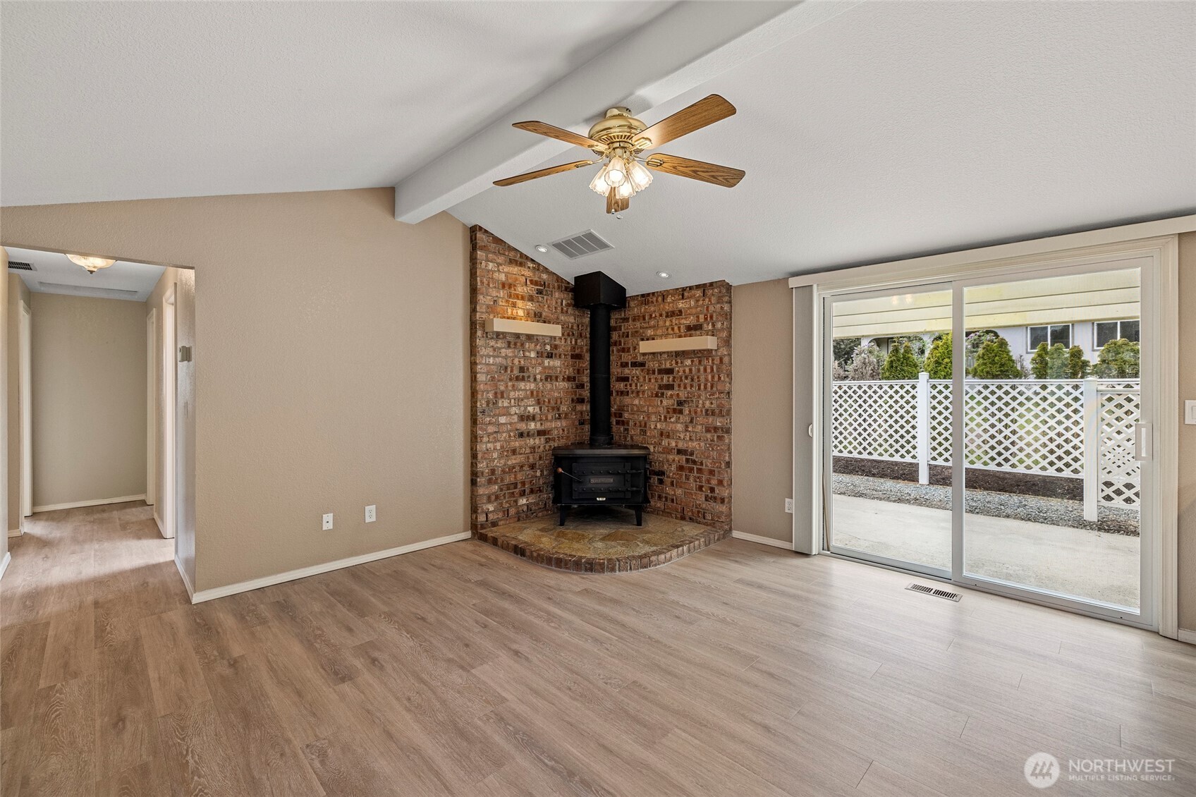 90 Chinook Place , La Conner, WA 98257