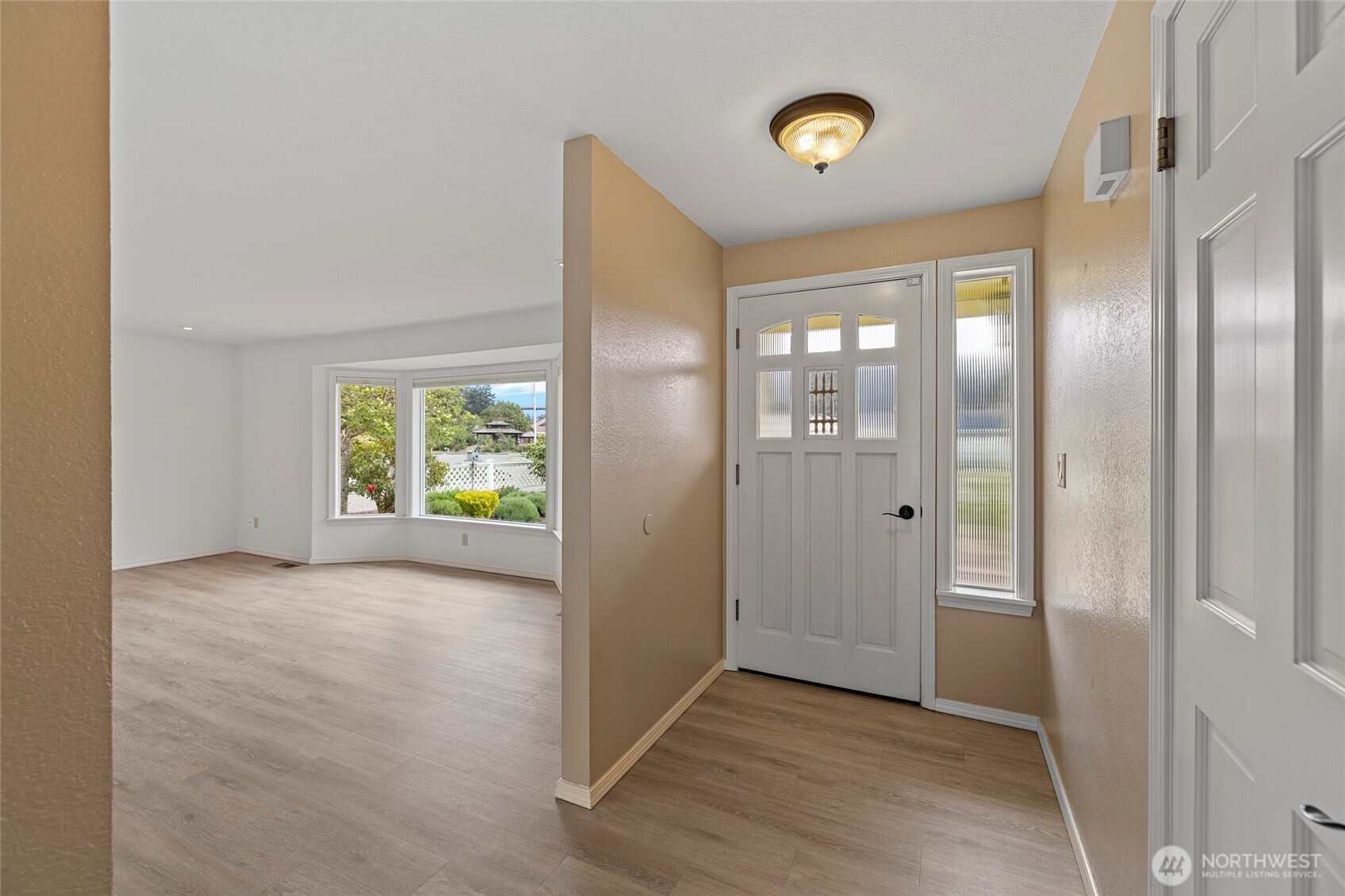90 Chinook Place , La Conner, WA 98257