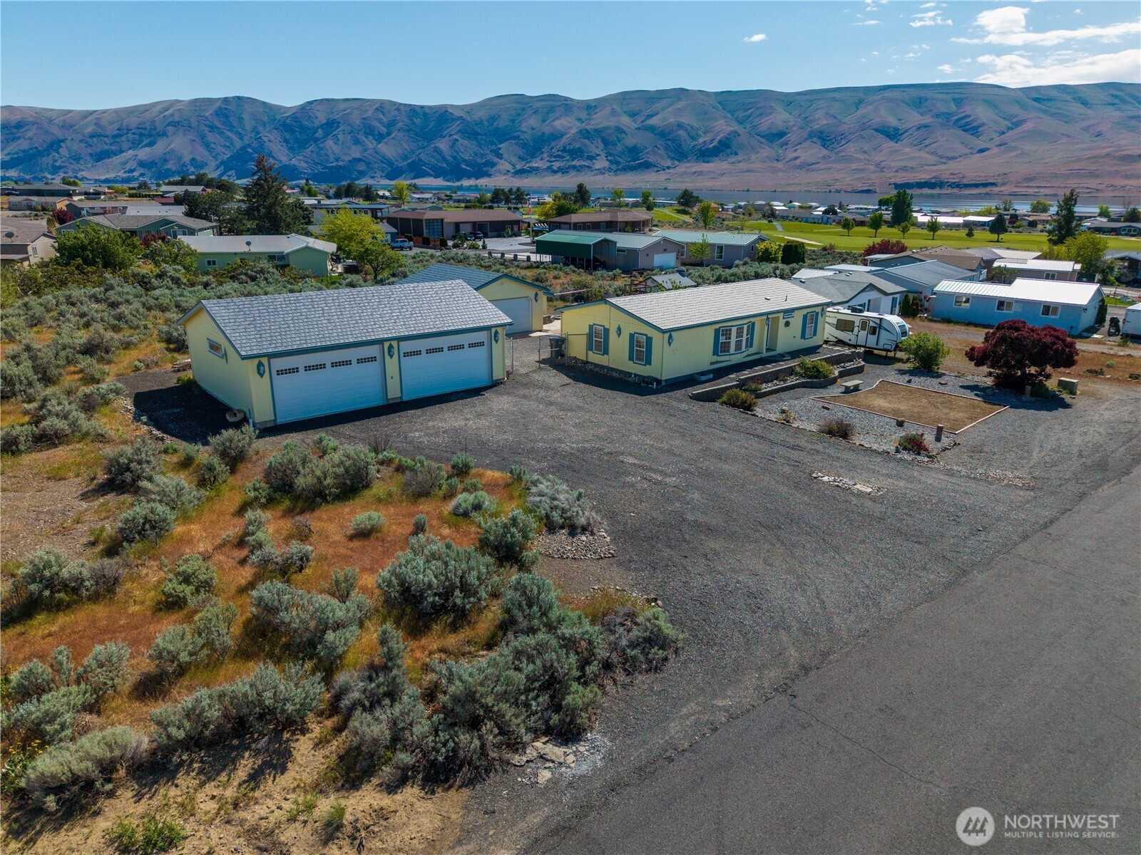 403 Apple Place SW, Mattawa, WA 99349