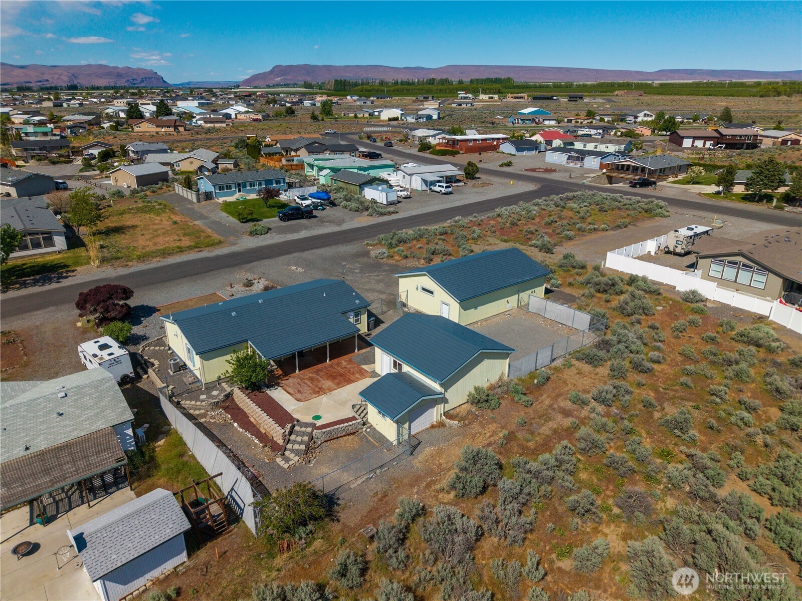 403 Apple Place SW, Mattawa, WA 99349