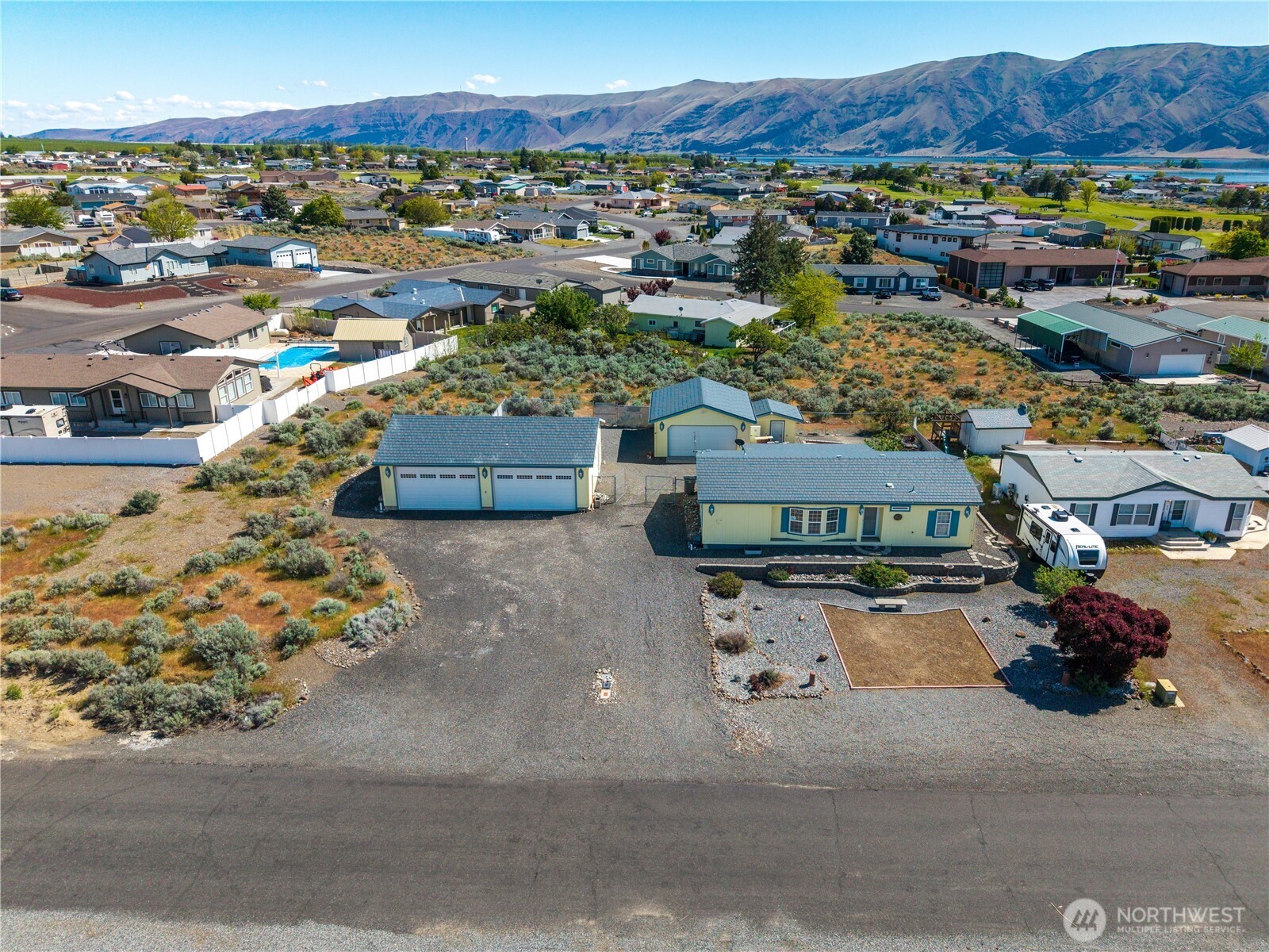 403 Apple Place SW, Mattawa, WA 99349