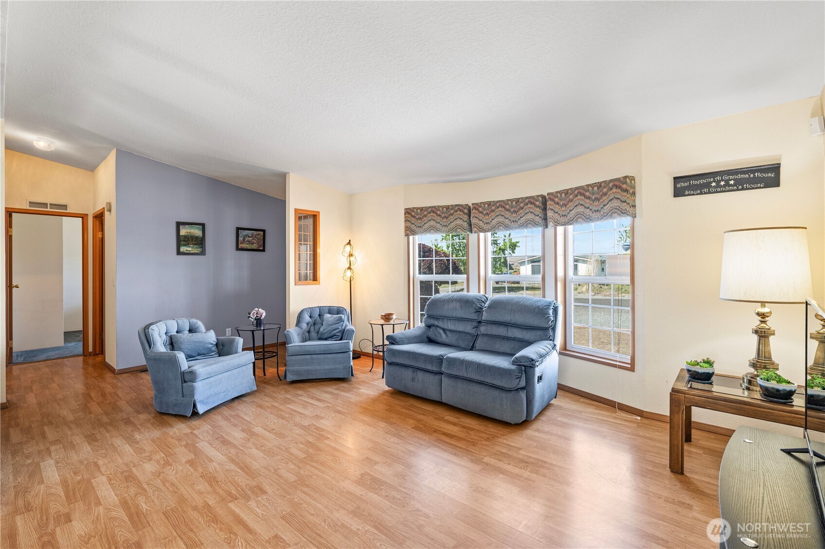 403 Apple Place SW, Mattawa, WA 99349