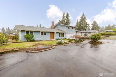 3875 NE Pinecone Drive , Bremerton, WA 98310