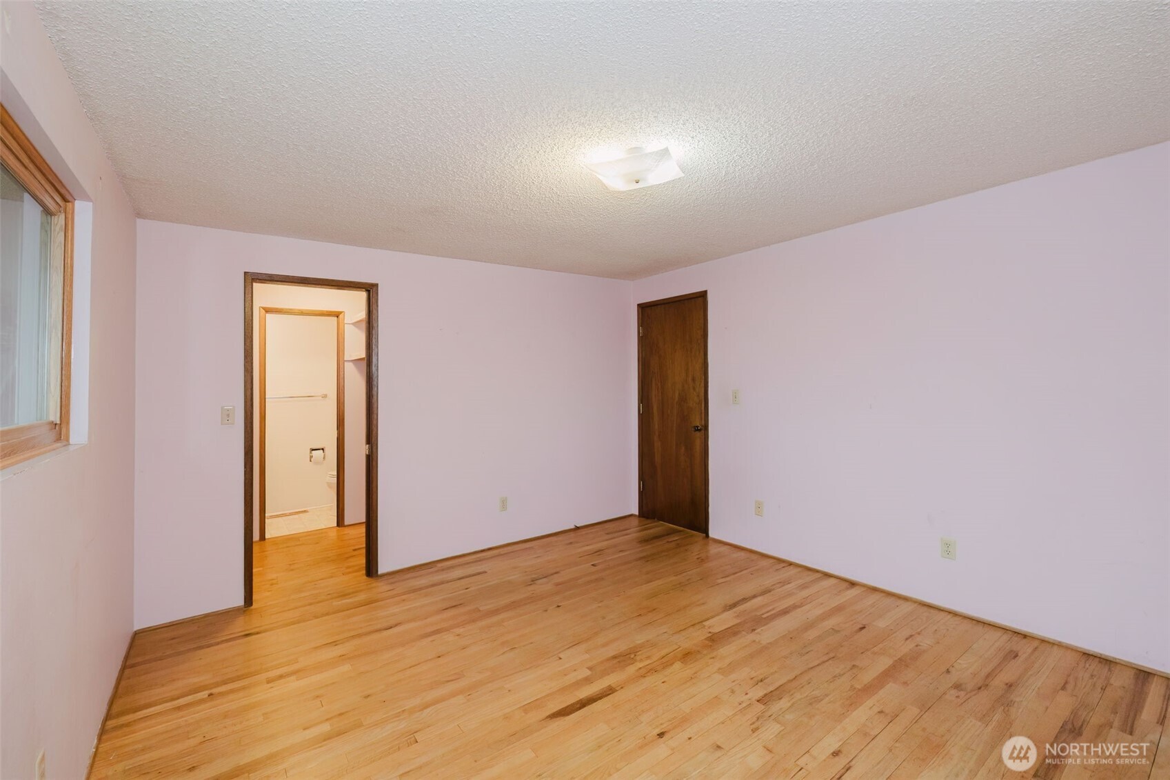 3875 NE Pinecone Drive , Bremerton, WA 98310