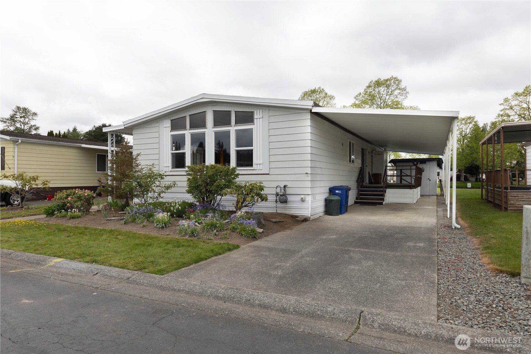 2725 E Fir Street #112, Mount Vernon, WA 98273