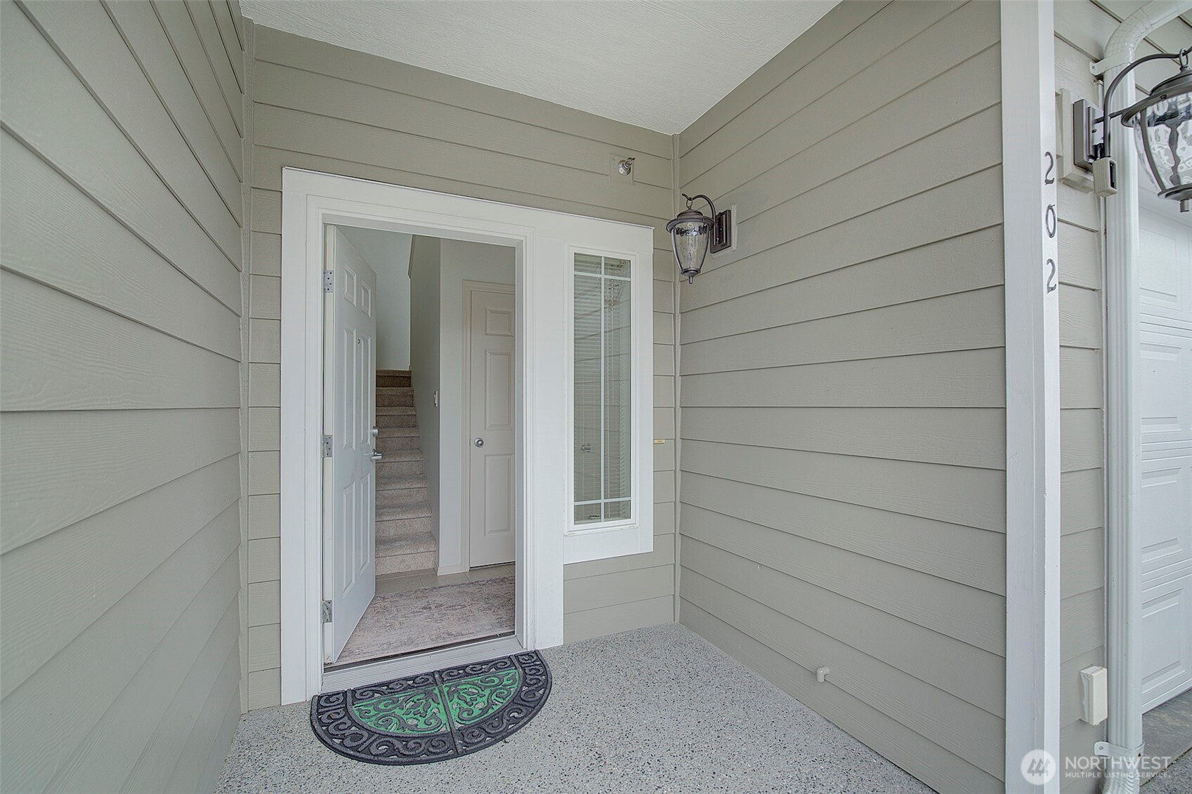 910 Medical Center Drive #D202, Arlington, WA 98223
