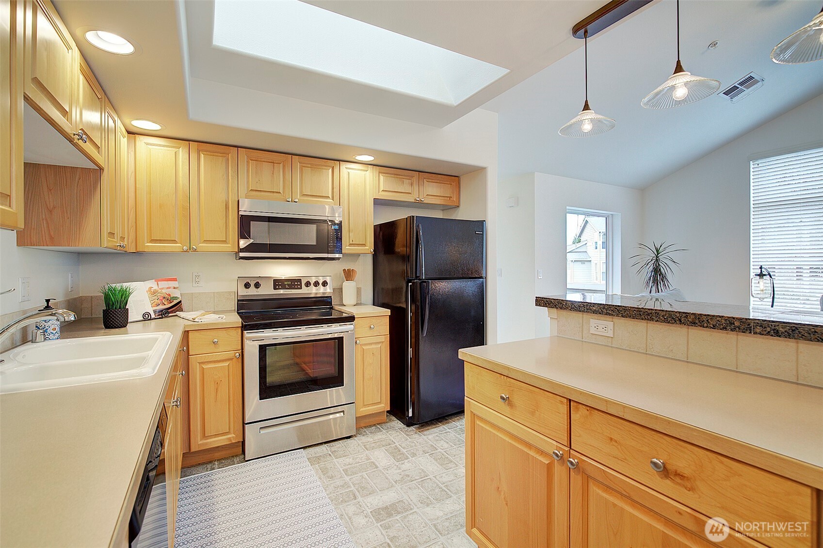 910 Medical Center Drive #D202, Arlington, WA 98223
