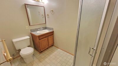 820 172nd Avenue NE, Bellevue, WA 98008 - Photo 12