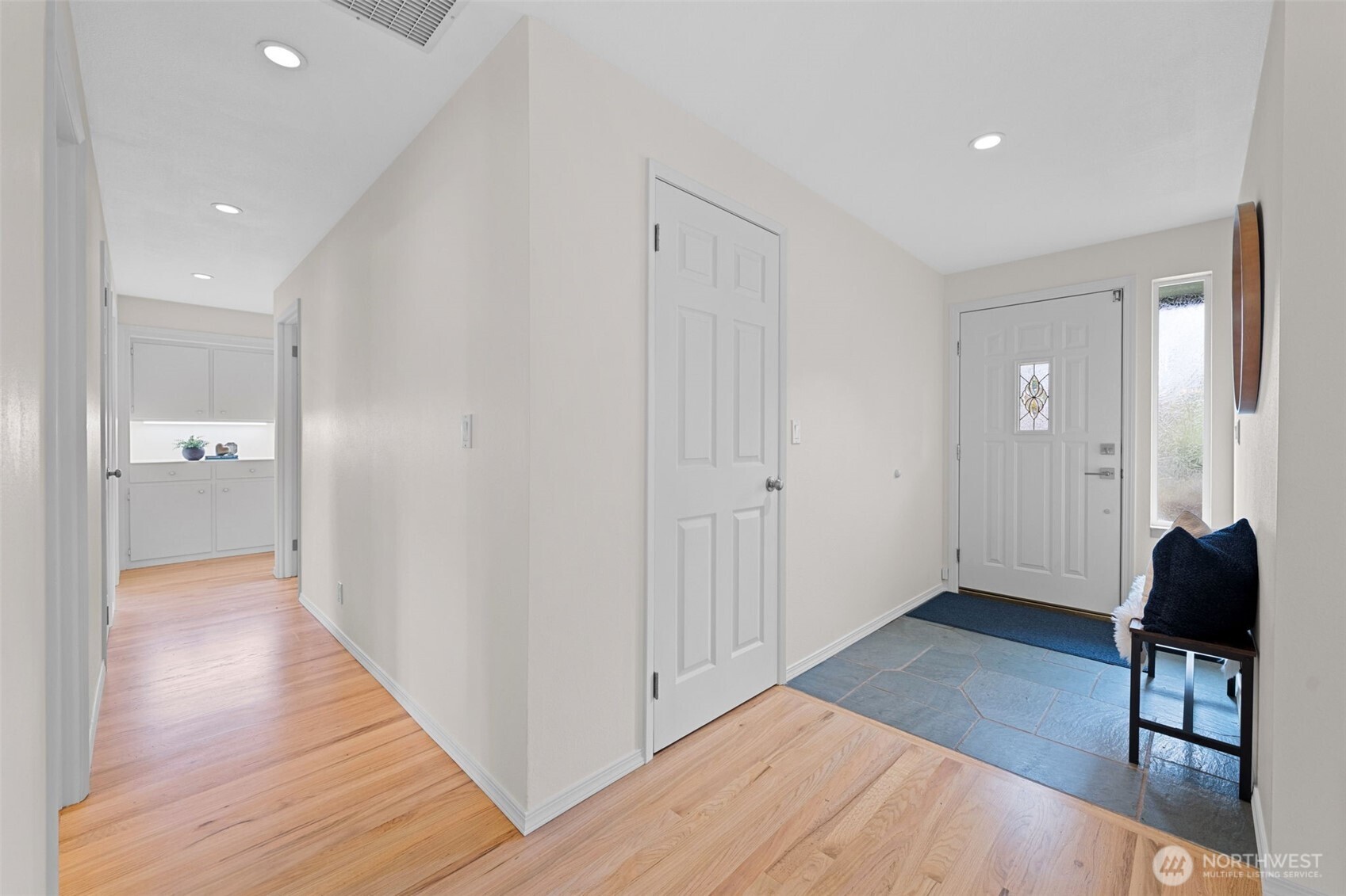 5918 128th Avenue SE, Bellevue, WA 98006