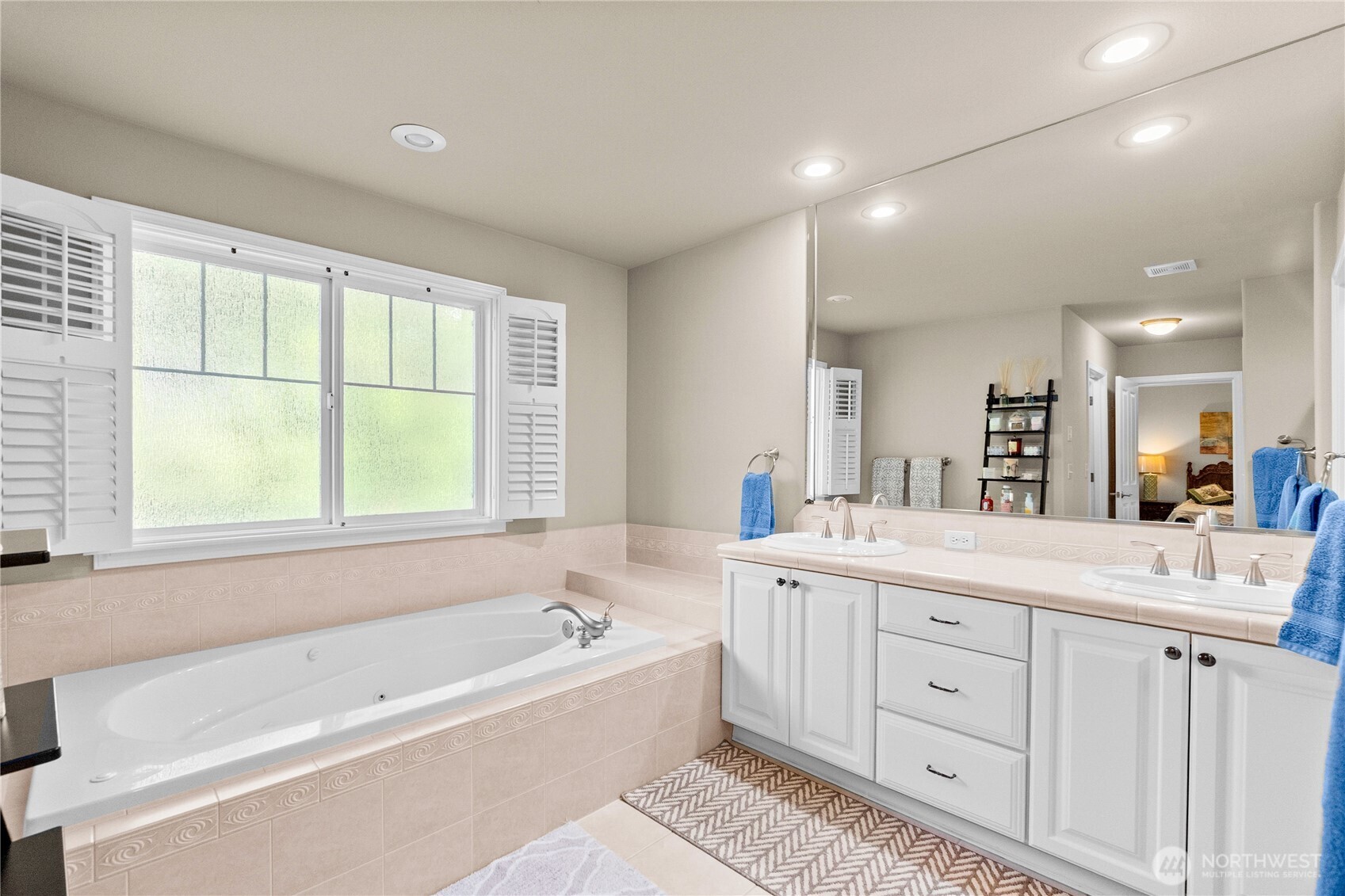 3804 Kinsale Lane SE, Olympia, WA 98501