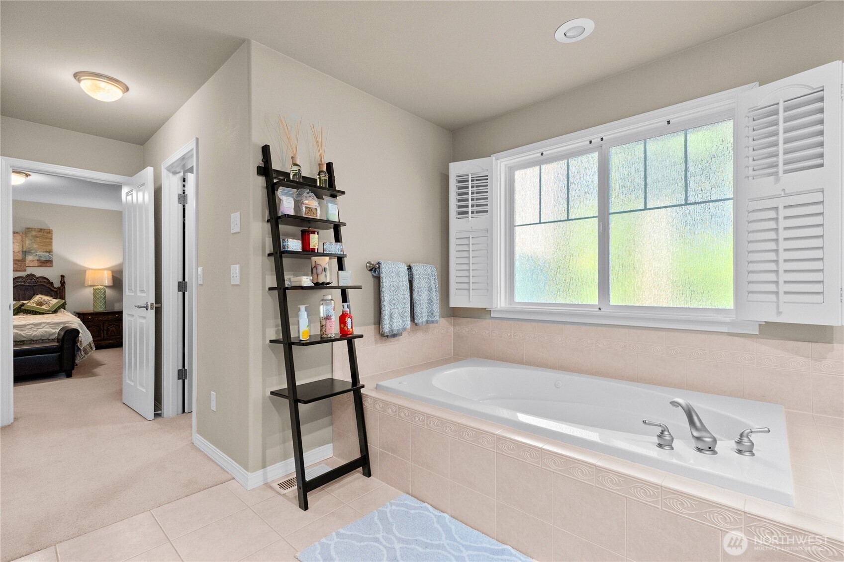 3804 Kinsale Lane SE, Olympia, WA 98501