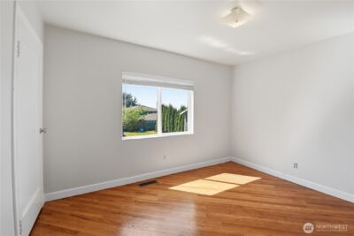 317 9th Avenue , Kirkland, WA 98033 - Photo 11