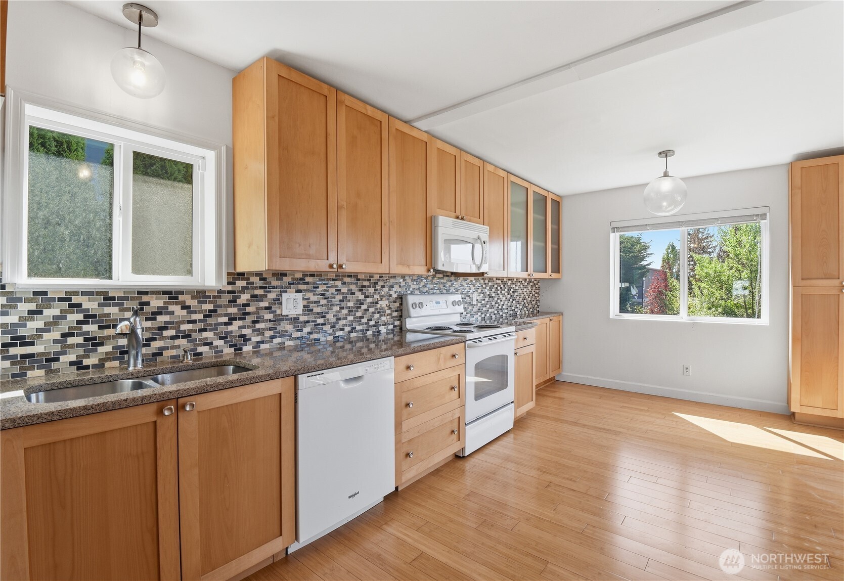 317 9th Avenue , Kirkland, WA 98033