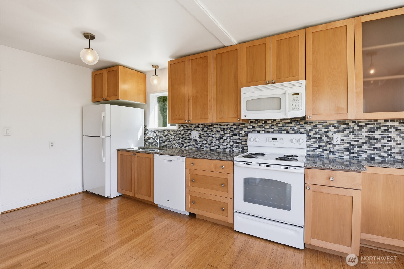 317 9th Avenue , Kirkland, WA 98033