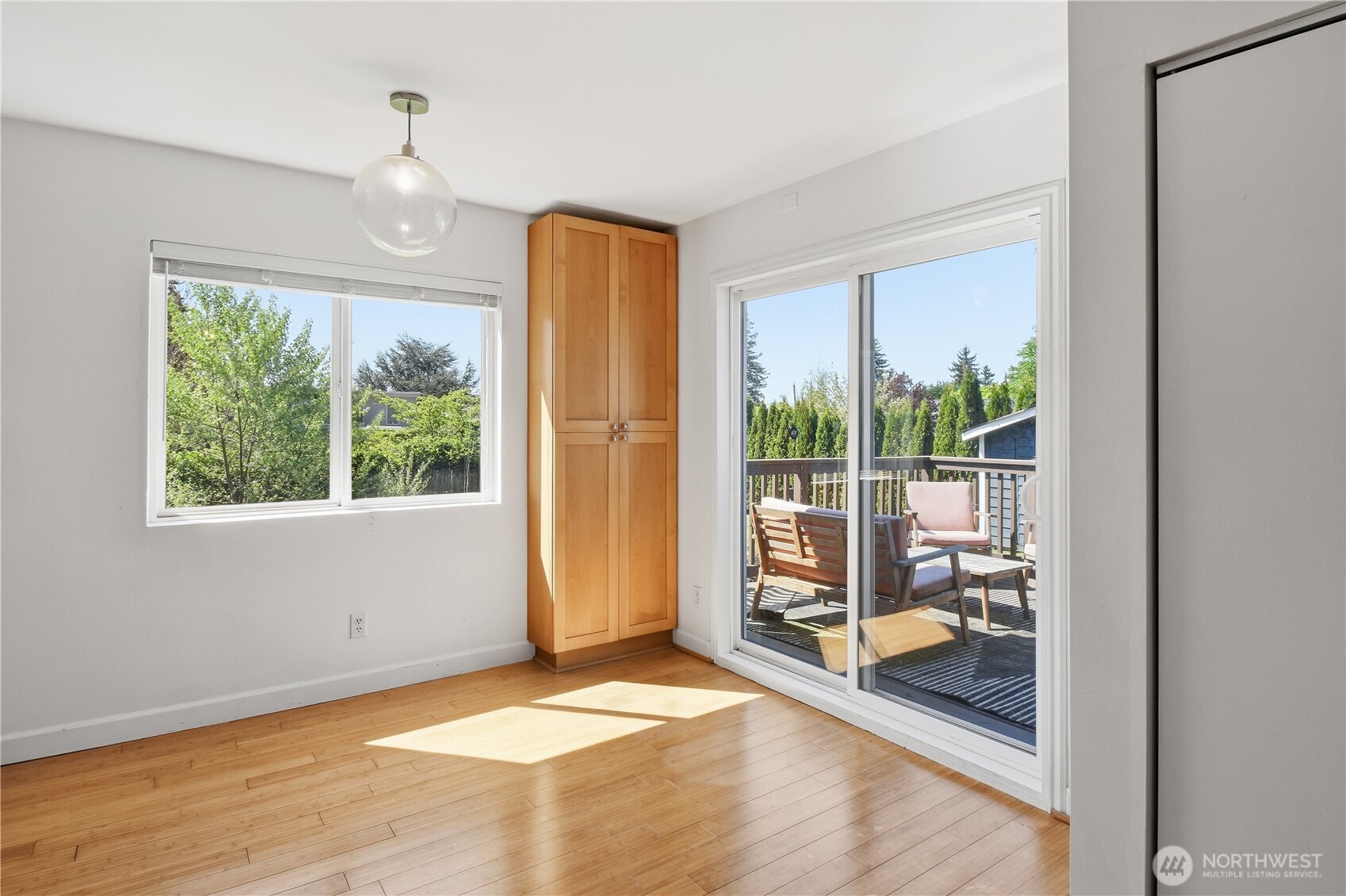 317 9th Avenue , Kirkland, WA 98033